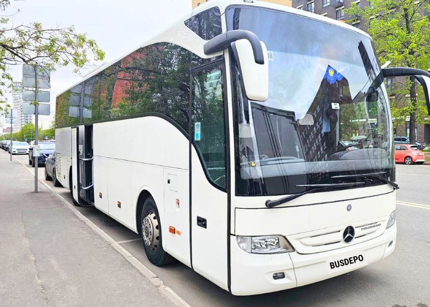 Автобус Mercedes-Benz Tourizmo люкс  2018 год 49 мест