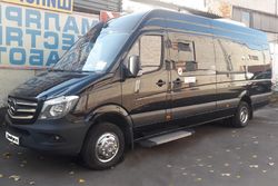 Mercedes-Benz Sprinter Black