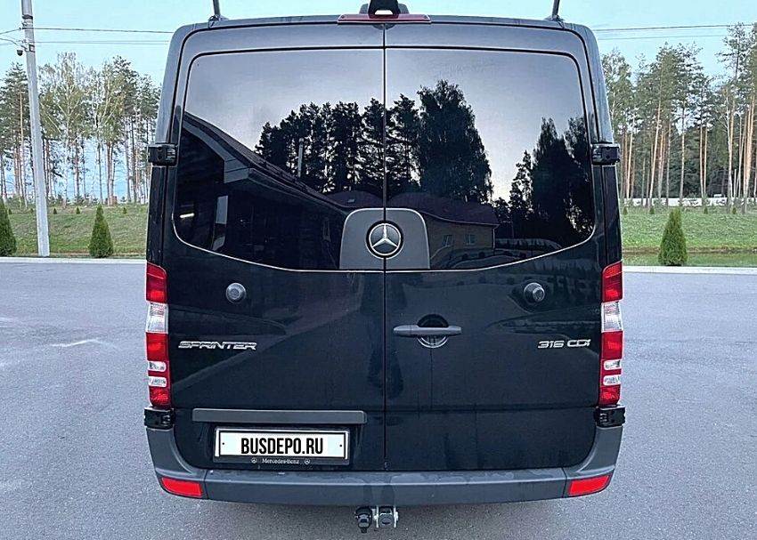  Mercedes-Benz Sprinter черный 2020 с водителем в Москве недорого